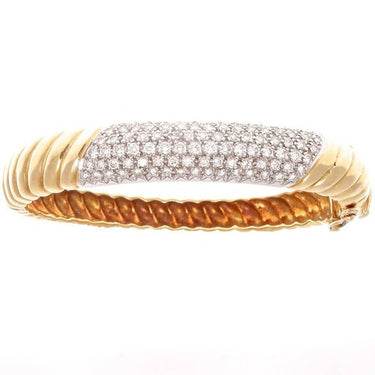 Diamond Bangle Bracelet In 14k Yellow Gold (2.00 Ct)