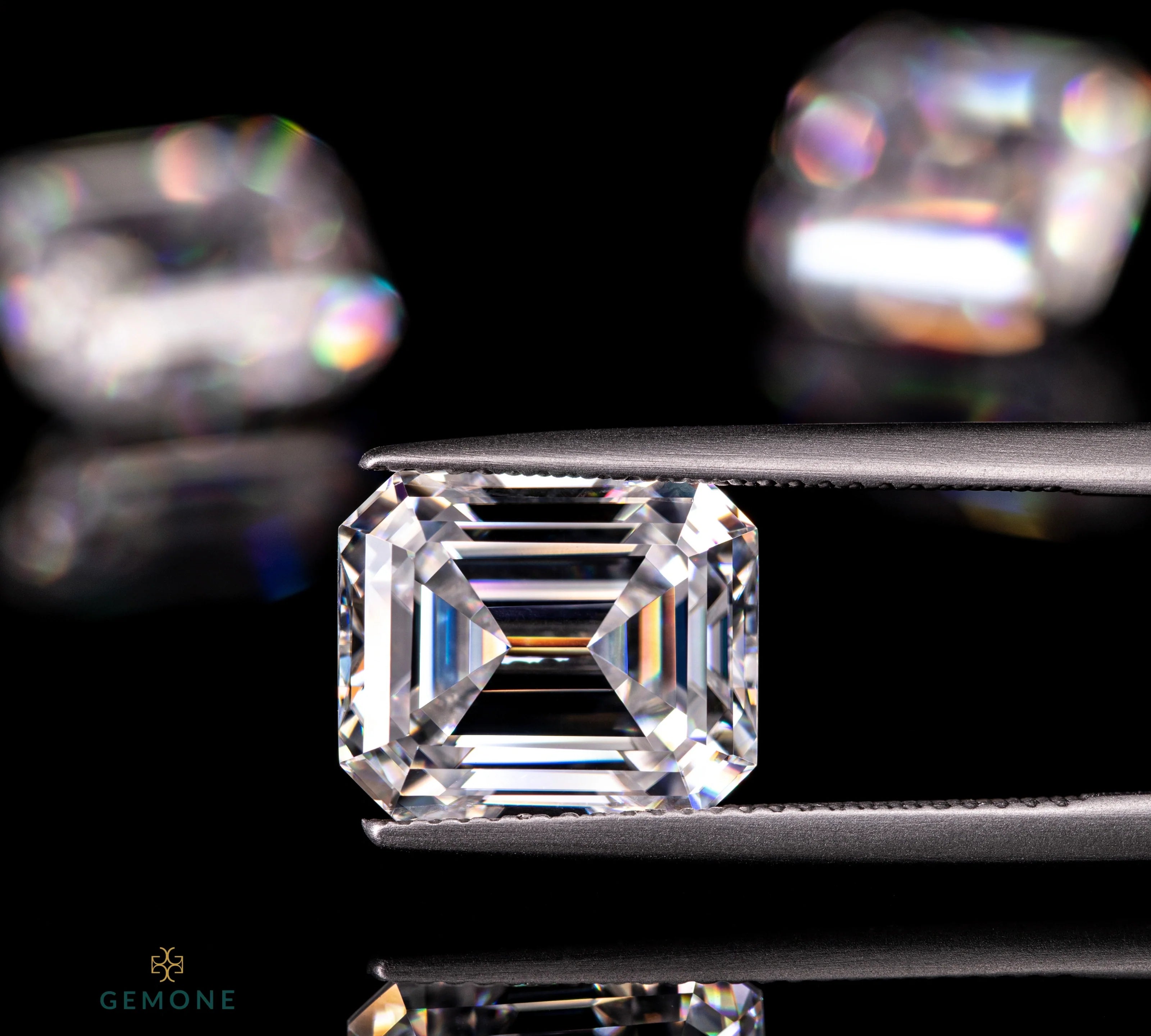 Emerald-Cut Diamond Buying Guide