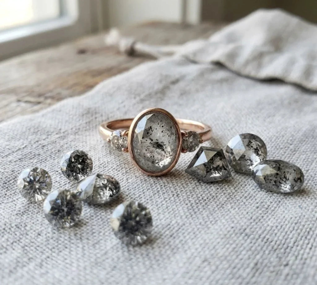How to choose best salt and pepper diamond