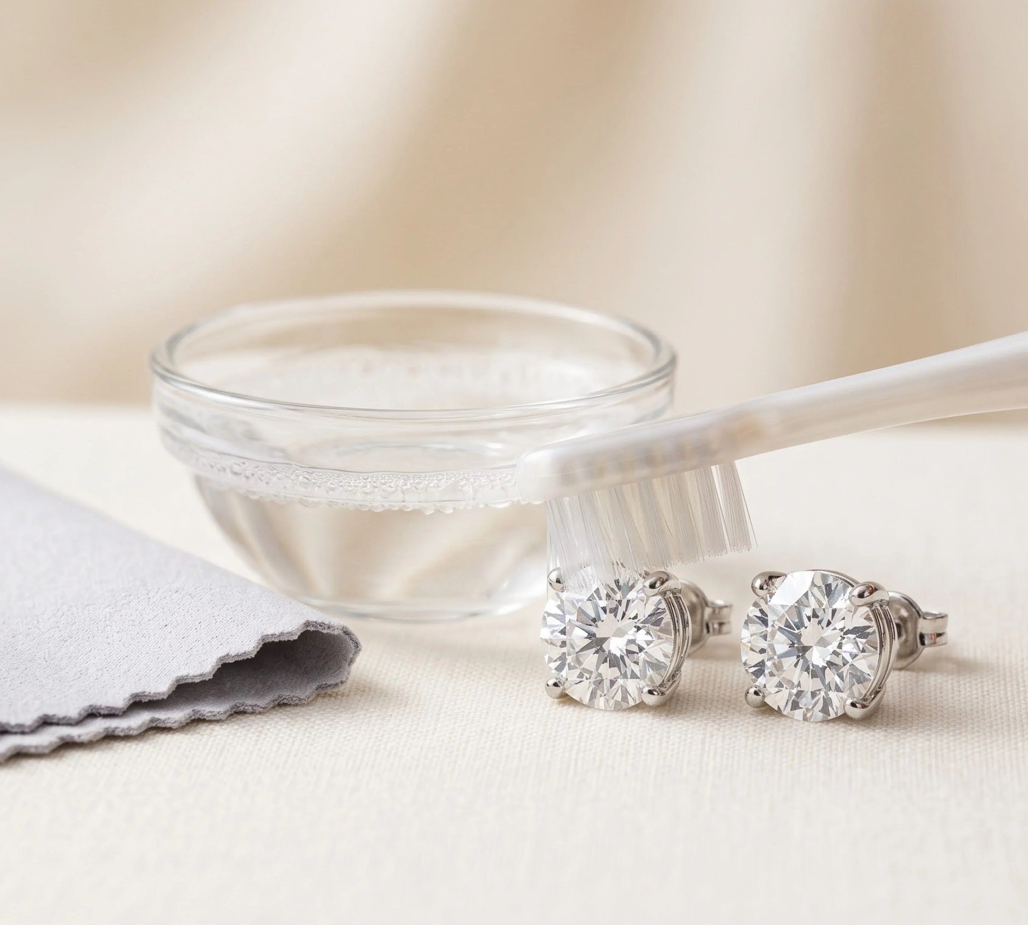 How to clean diamond stud earrings at home 