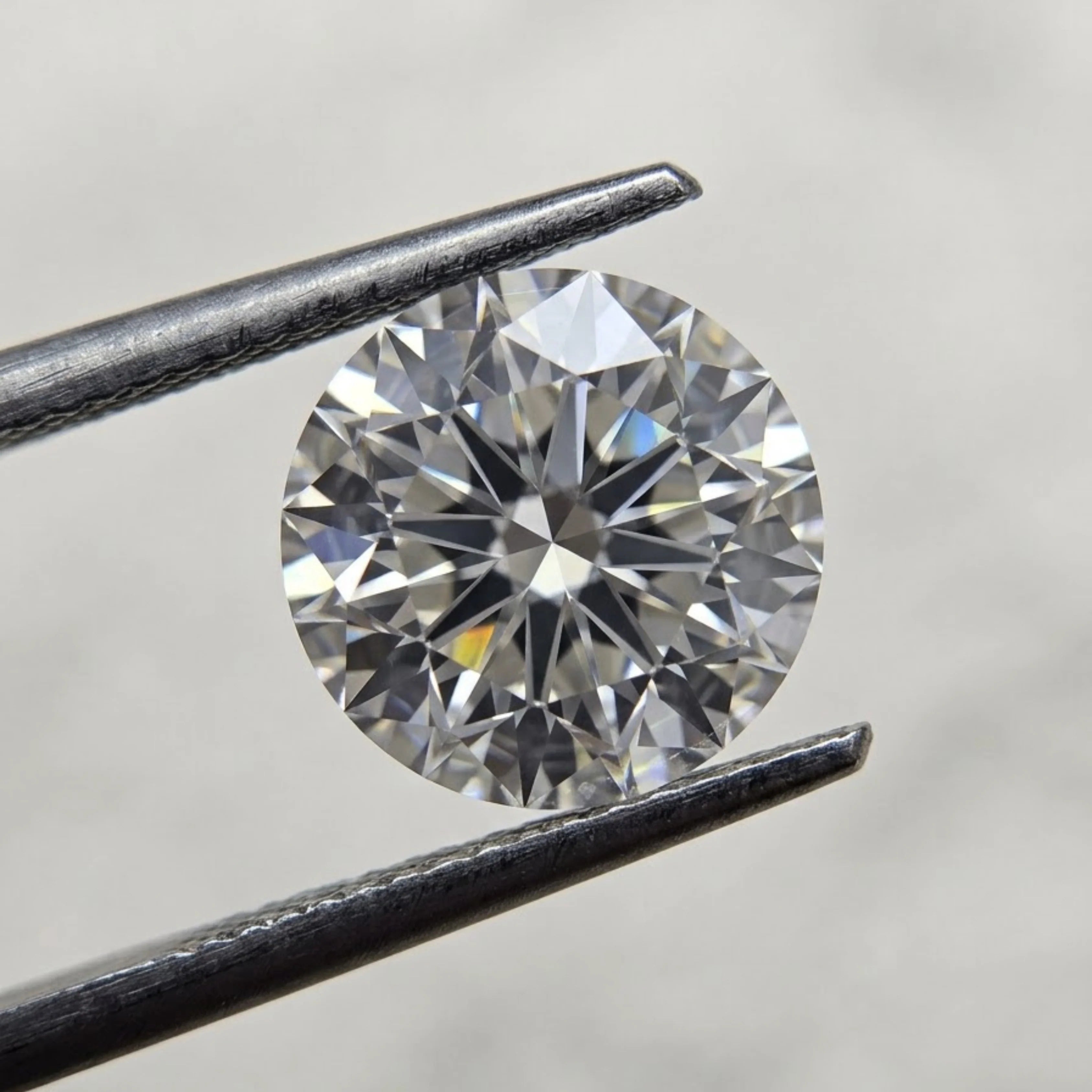 Pros and Cons of Lab Grown Diamonds