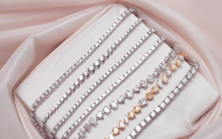 What is a Tennis Bracelet : Story, Style & Value