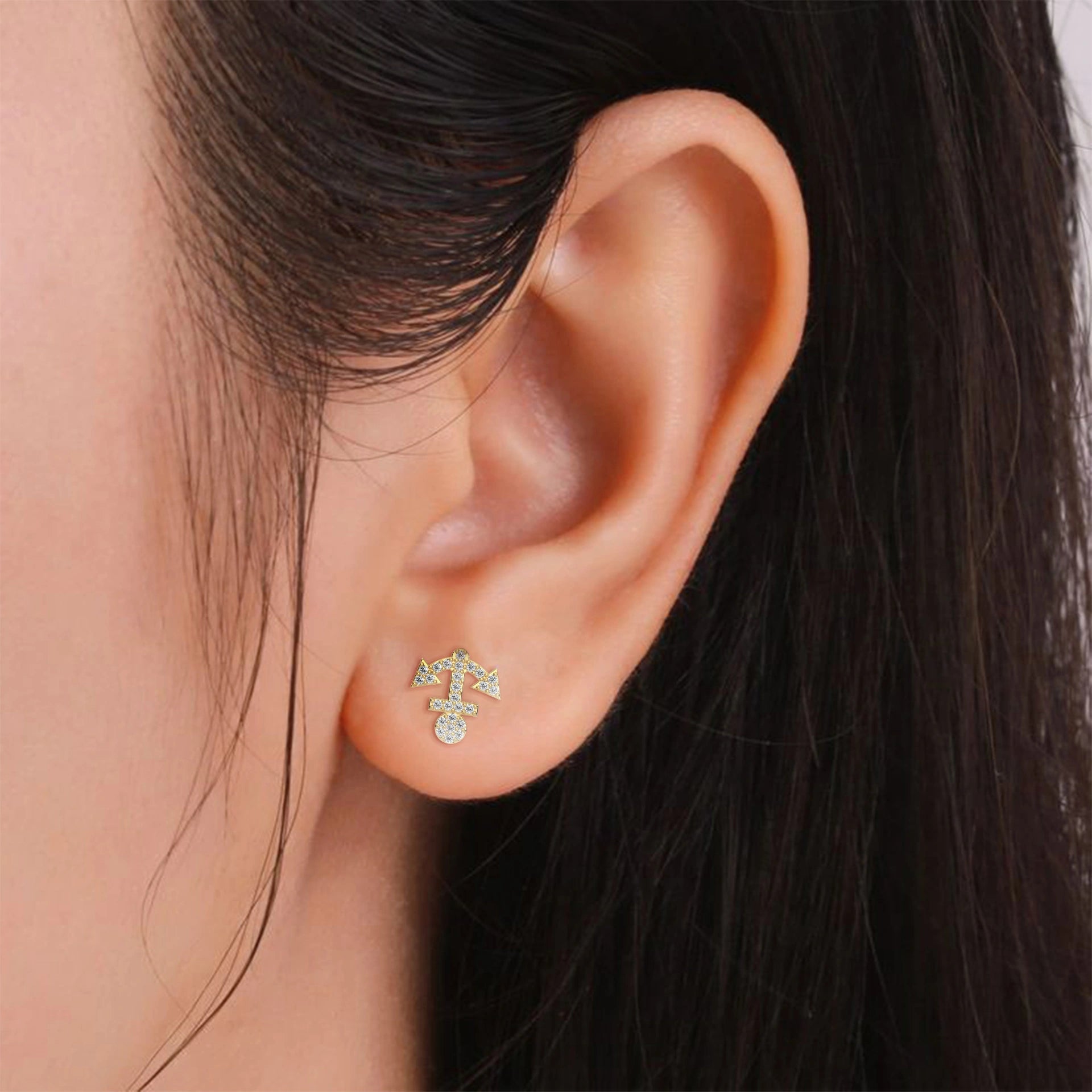 0.26 Carat Anchor Stud Earrings in Yellow Gold