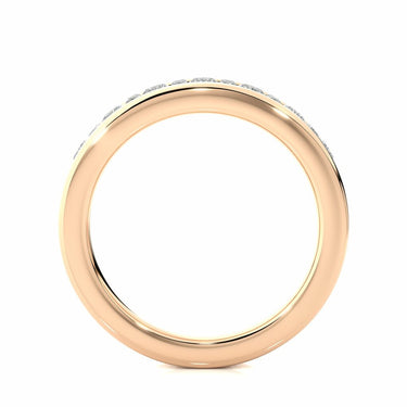 Alianza de boda con diamantes engastados en bisel de talla baguette y redondo de 1 qt en oro rosa 