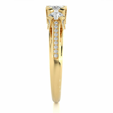 1.20Ct Round Cut Three Stone Engagement Ring In Yellow Gold
