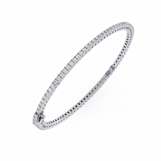 2.20 Carat Round Cut Diamond Tennis Bracelet In White Gold