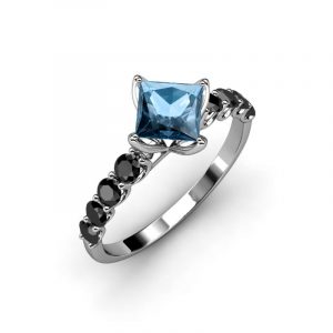 1.53 Carat Princess Cut Prong Setting Black And Blue Topaz Gemstone Ring