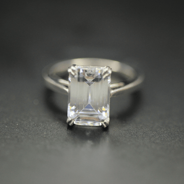 2.5 Carat Emerald Solitaire Engagement Ring