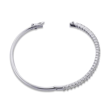 4 Carat Pear Shape Diamond Bangle Bracelet In White Gold