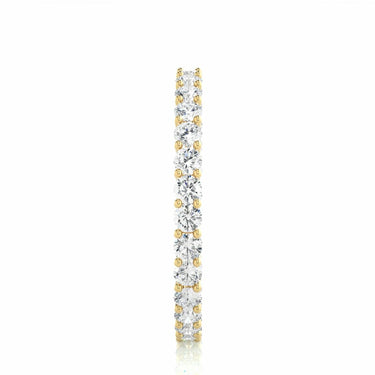 1.05 Ct Diamond Shared Prong Eternity Band In Yellow Gold