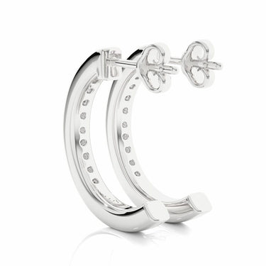 Boucles d'oreilles créoles diamant de laboratoire serties de canaux ronds de 0,45 carat en or blanc 