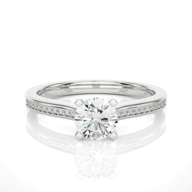 Bague de fiançailles solitaire ronde de 0,75 ct sertie de griffes avec accents de diamants en or rose 