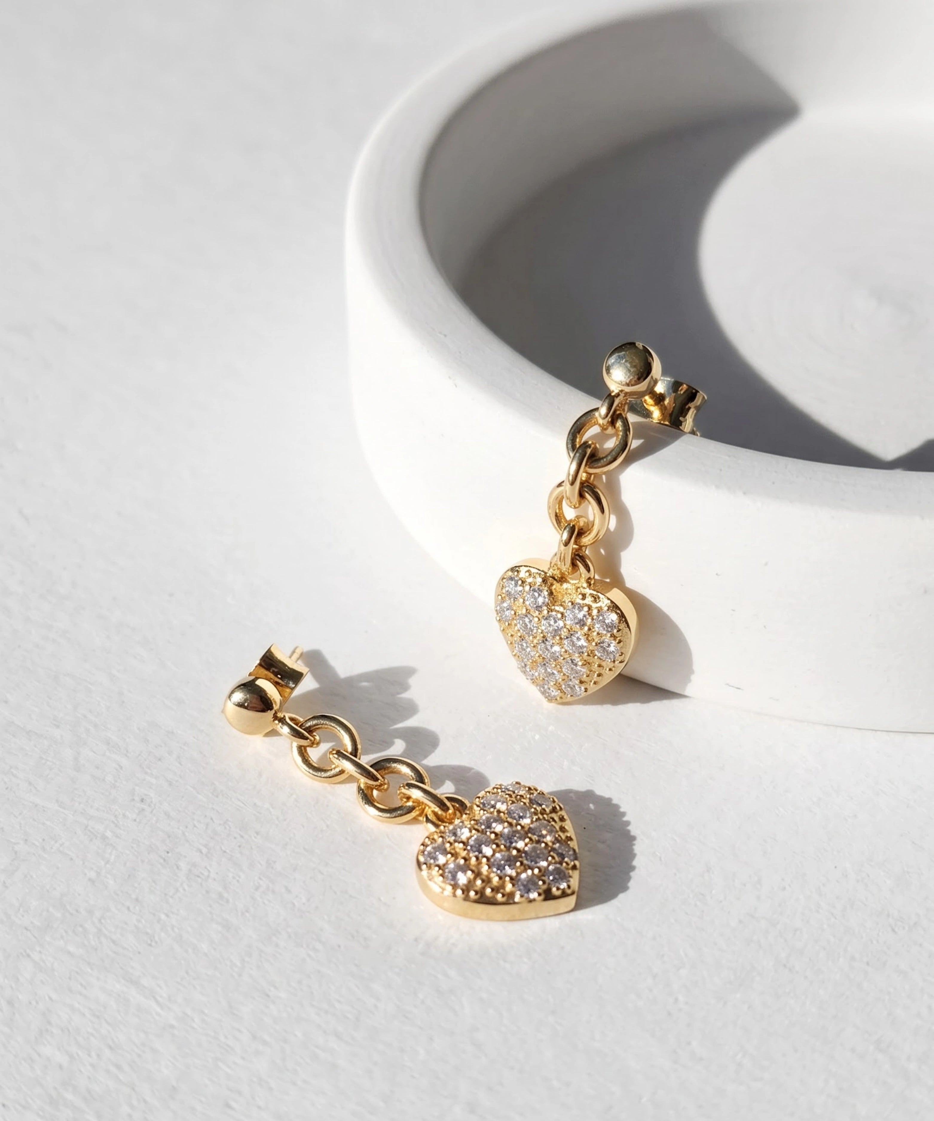 Diamond_Dangle_Earrings_d6fda6c6-5c78-4624-87b4-719214561e21.webp