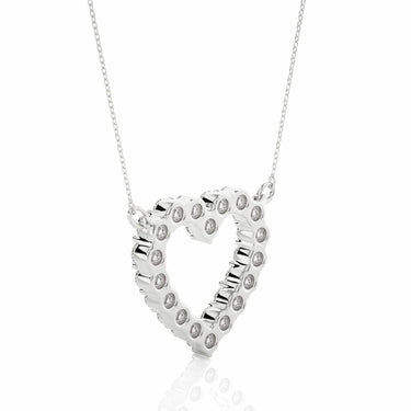 Colgante de diamante de laboratorio en forma de corazón con engaste de puntas de talla redonda de 0,50 quilates en oro blanco 