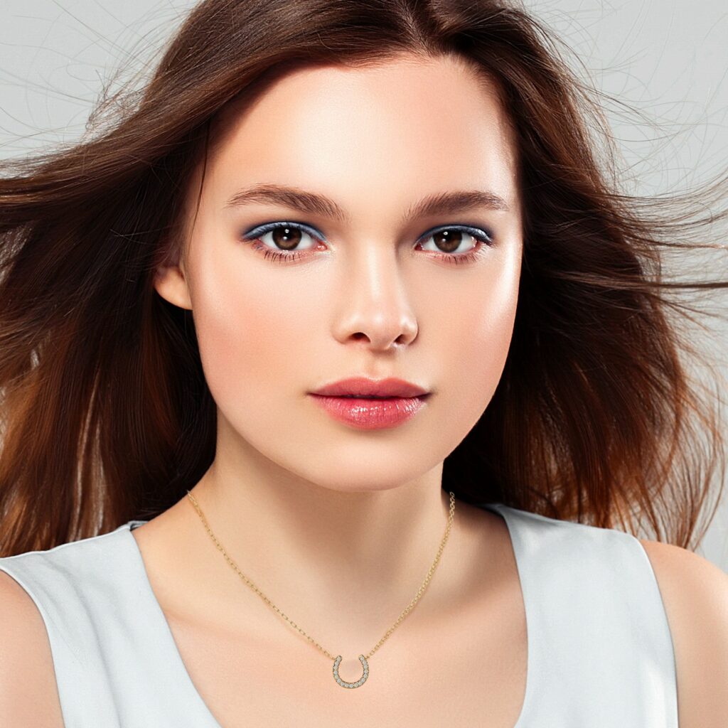 0.50 Ct Round Cut Channel Setting Horseshoe Diamond Necklace