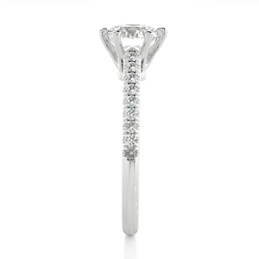 Solitaire serti de 6 griffes de taille ronde de 1,50 ct avec bague de diamant de laboratoire accentuée en or blanc 