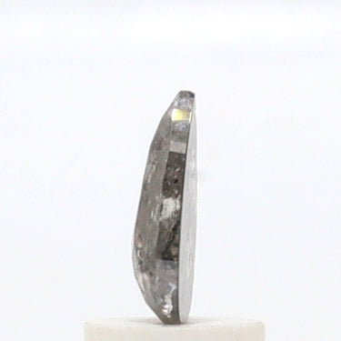 Diamant sel et poivre taille poire de 0,69 ct