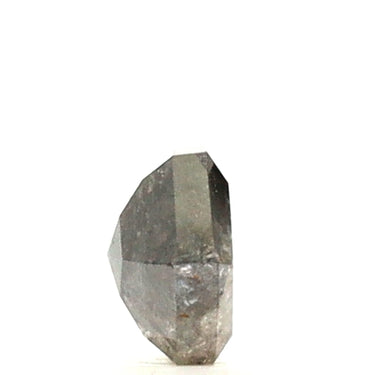 Diamante de sal y pimienta con forma hexagonal de 2,28 quilates