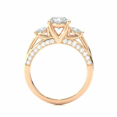 Bague diamant à trois pierres serti griffes 2 ct avec accents en or rose 