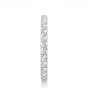 Alliance d'éternité avec diamants de laboratoire sertis à griffes en V taille ronde de 1,05 ct en or blanc 